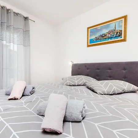 Sara-andrea Apartman *